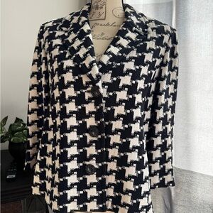 St John Black and White Houndstooth Blazer